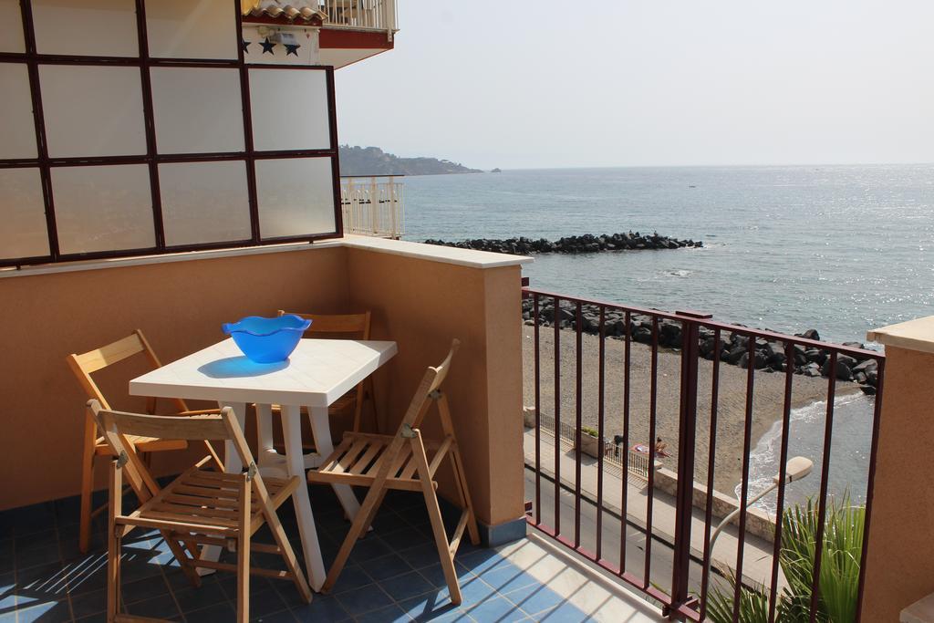 Appartamento Vista D'Incanto Giardini-Naxos Buitenkant foto
